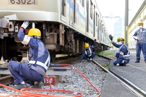 都营地铁三田线・志村车辆检修场《反常时综合训练》的情景。4