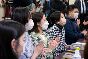 《东京青年健康支持（Waka Supo）》专题讨论会的情景3