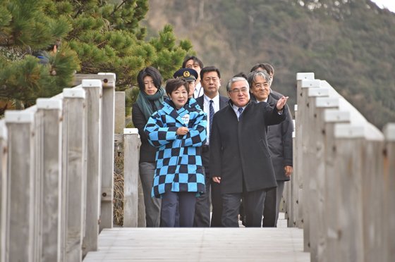 知事の写真4