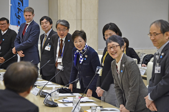 知事の写真2