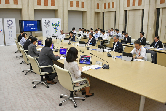 会議の様子の写真2