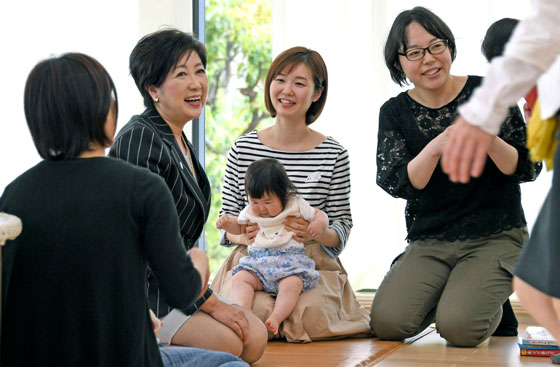 視察の様子の写真2