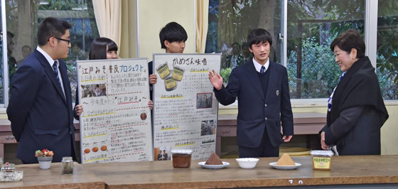 知事の写真3