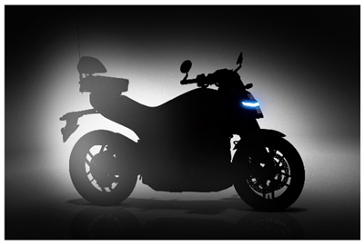 国産EV白バイのシルエット画像