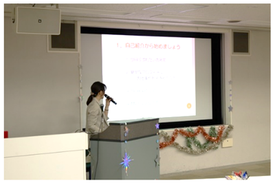 トークカフェの様子の写真1