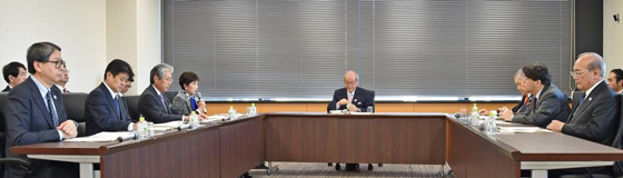 知事の写真2