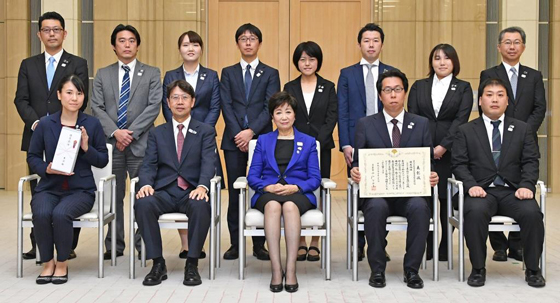 表彰の様子の写真3