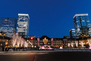 Tokyo Station Marunouchi Building (Tokyo Michiterasu illumination event)