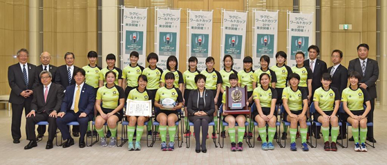 東京都ラグビースクール女子代表と面会 東京都