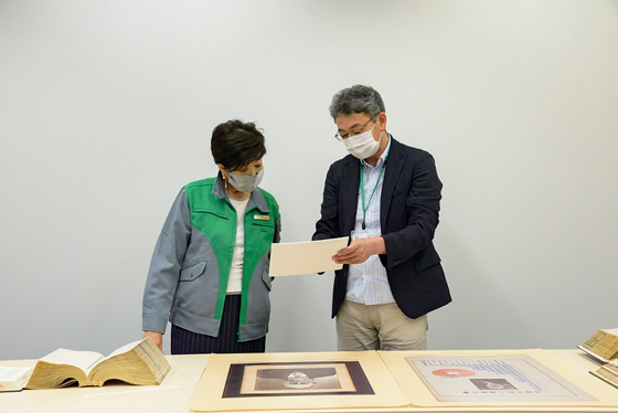 東京都公文書館の視察の写真2