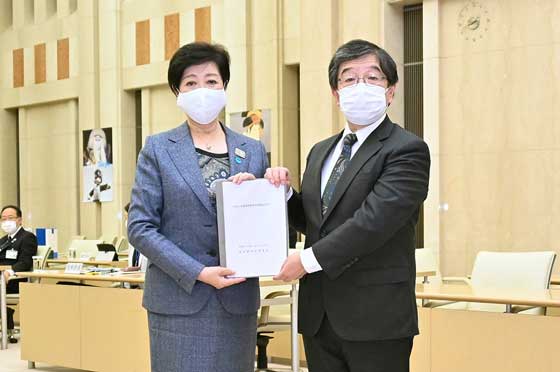 東京都税制調査会の写真1