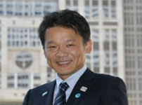 宮坂副知事の写真